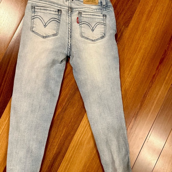 Levi’s 710 Super Skinny Girls Size 6 Blue Jeans with Silver Sparkly Strip - Picture 2 of 5